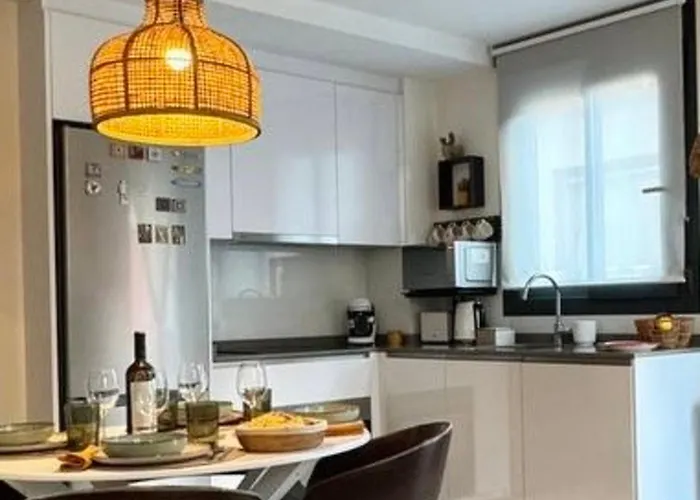 Cerca De La Playa En Boliches *